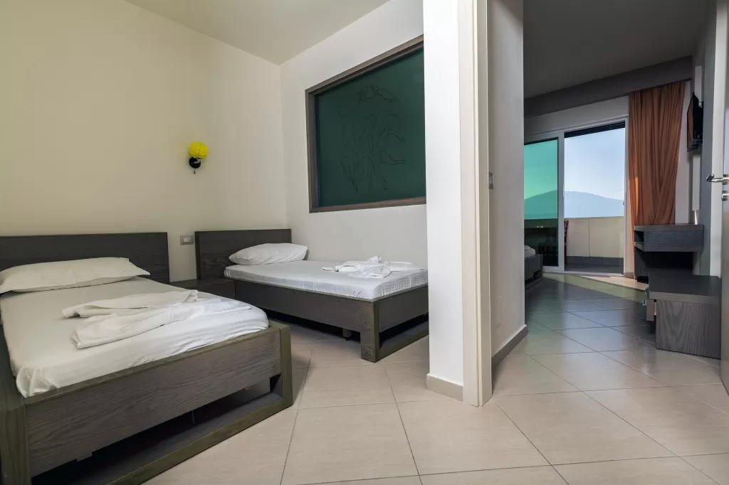 Picasso 13 - Family room SV 2.jpg